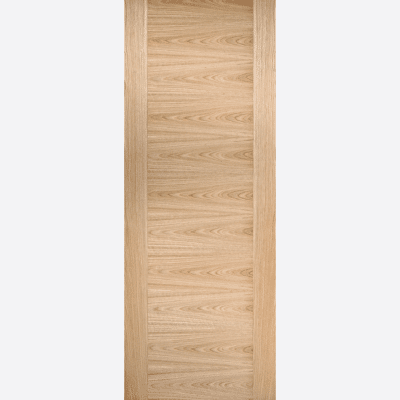 OAK SOFIA BESPOKE SIZES AVAILABLE The distinct oak grain pattern and contrasting side panels makes this door a stylish choice.