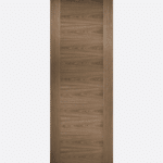 WALNUT SOFIA BESPOKE SIZES AVAILABLE The distinct, warm walnut grain pattern and contrasting side panels makes this door a stylish choice.